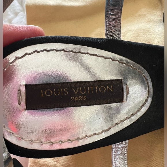 Louis Vuitton Wedge Heels size 6.5 like new - Picture 7 of 10